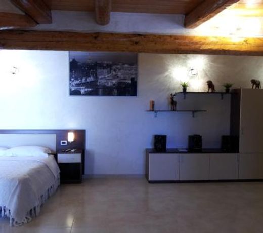 B&B Suite
