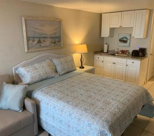 PIRATES COVE - UNIT G-22