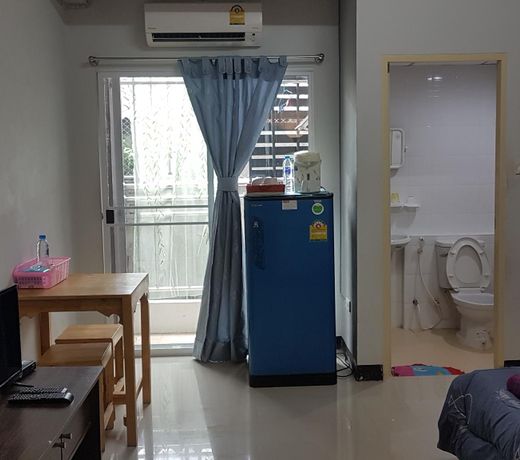 ST Apartment No.12