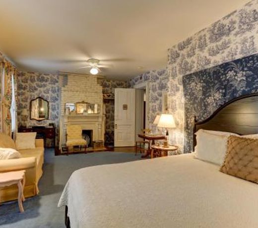 C.W. Worth House Bed and Breakfast