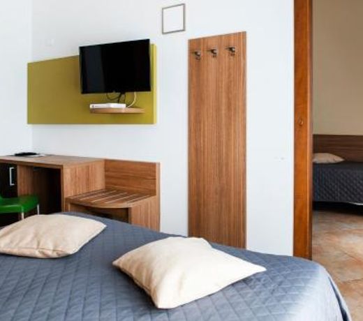 Gu Hotel