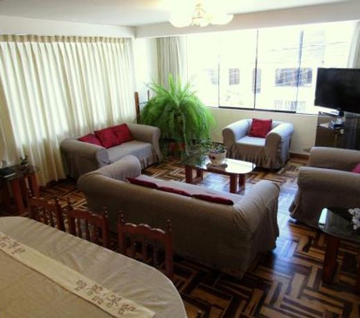 Full Suites