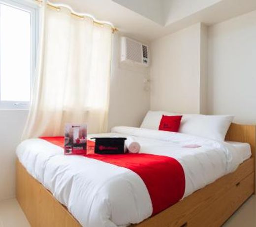 RedDoorz Plus @ Silk Residences Sta. Mesa Monthly Stay