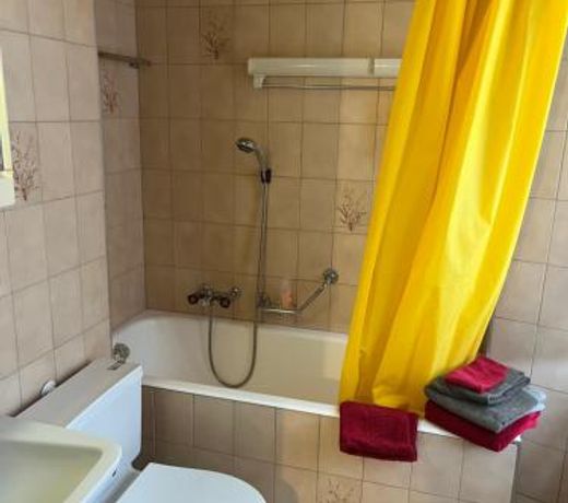 Au village d'EvolÃ¨ne, trÃ¨s joli studio calme et ensoleille