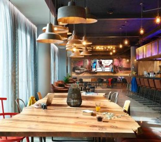 Moxy Dublin City
