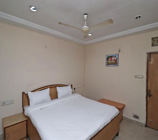SPOT ON 41370 Hotel Capital