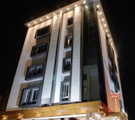 Hotel Star Zest House