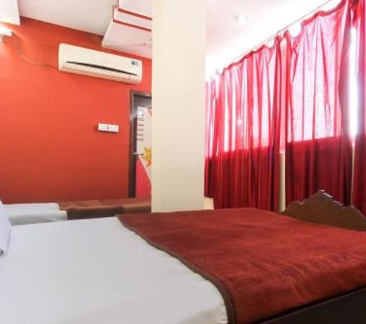 SPOT ON 48871 AY Hotel