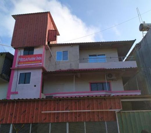 Megafarm Inn