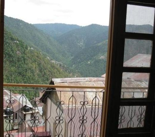 Hotel Basera