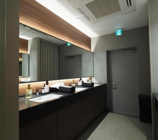 Leo Yu Capsule Hotel Funabashi