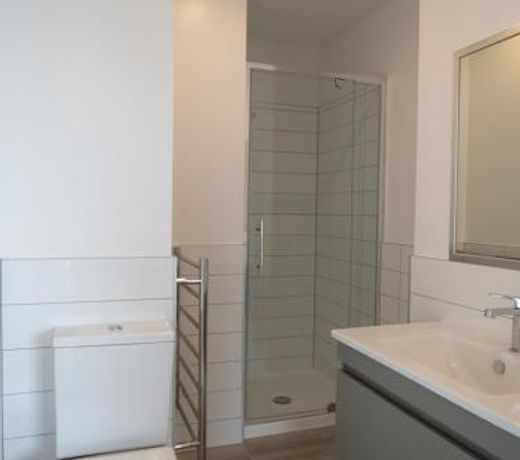 Ramada Suites Victoria Street West