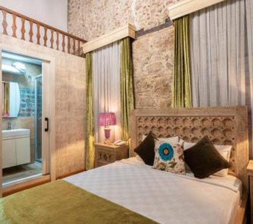 Cedrus Hotel