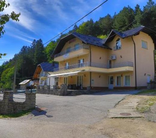 Apartments Crvena Jabuka