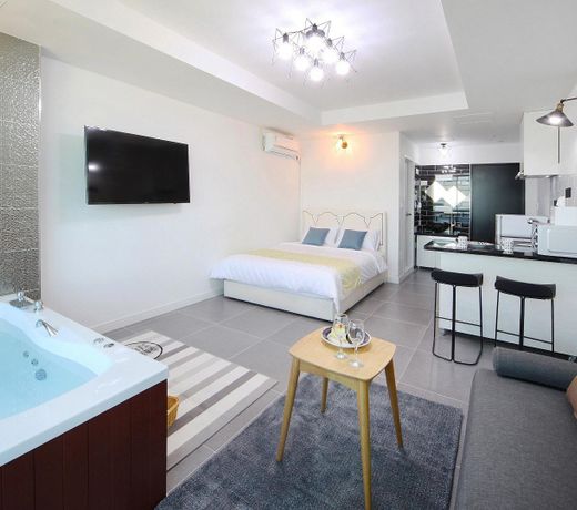 Gangneung Ara Spa Pension