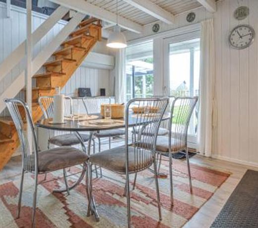 Two-Bedroom Holiday Home in Hemmet
