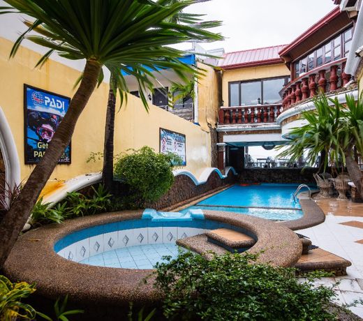 ZEN Rooms Palm Tree Olongapo