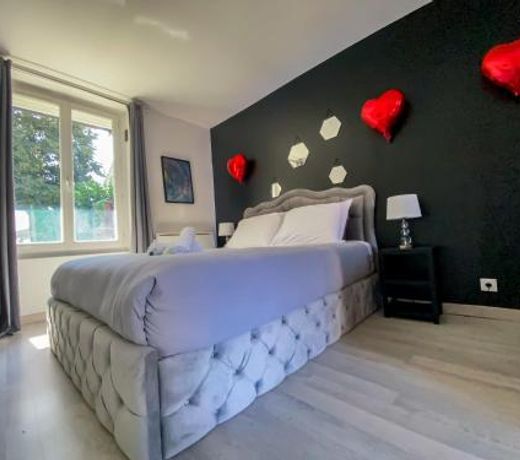 Joli studio avec jardin - Gare RER C -proche PARIS