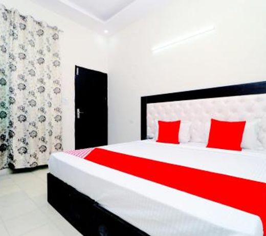 OYO 40846 Jm Plaza