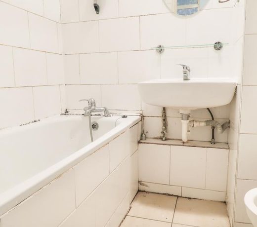 ELMSLIE POINT - DELUXE GUEST ROOM 3