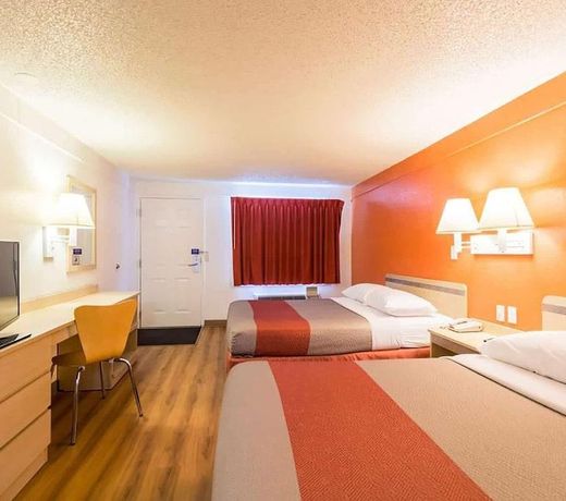 Motel 6