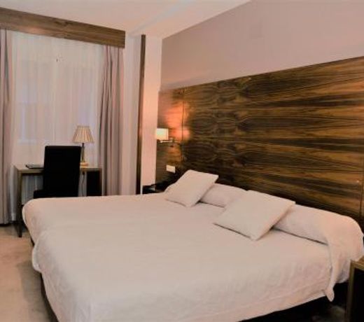 Hotel Escudero