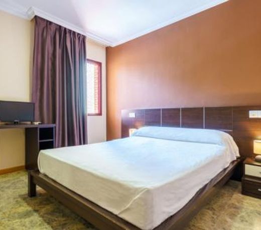 Hostal Frasca by Vivere Stays