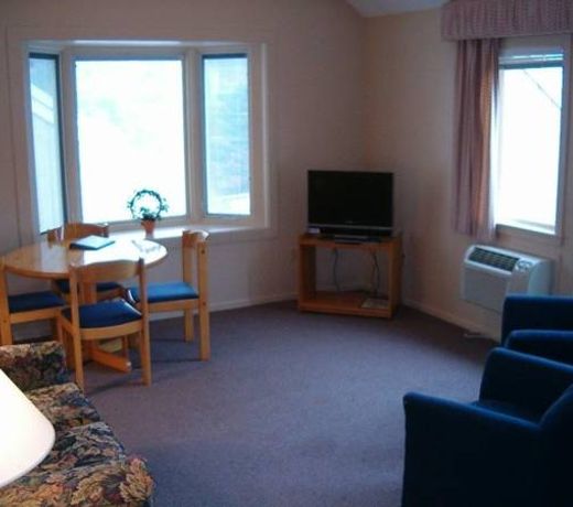 Attitash Motel & Suites