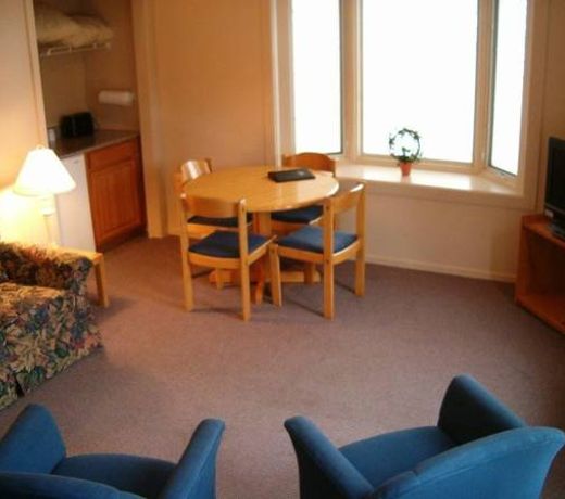 Attitash Motel & Suites