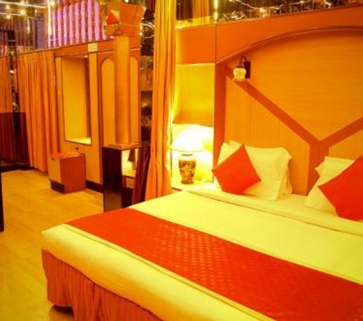 Hotel Yasodha Towers