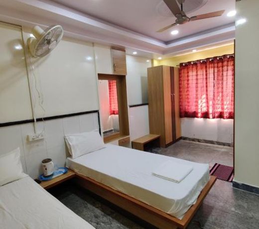 HOTEL SRI VAARI RESIDENCY