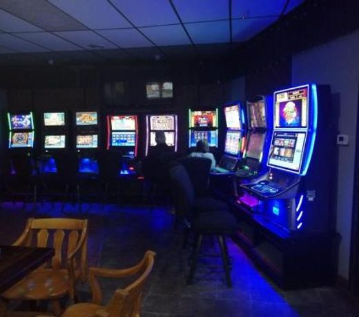 Macklin Hotel (Old Bar)