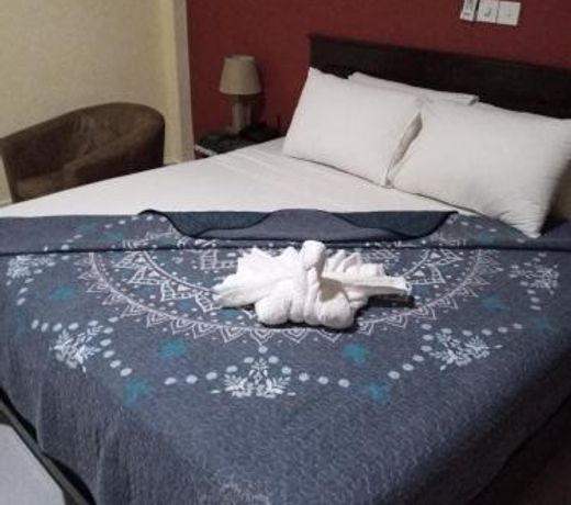 Target Hill Hotel