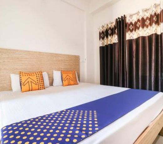 OYO 43300 Spring Woods Suites