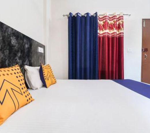 OYO 43300 Spring Woods Suites