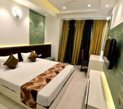 Hotel The Yellow
