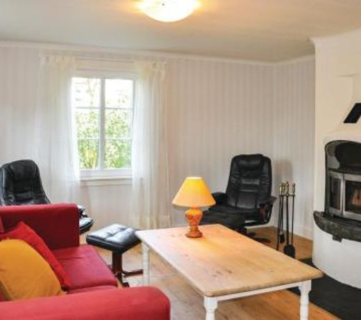 Nice home in rjng with 2 Bedrooms and WiFi