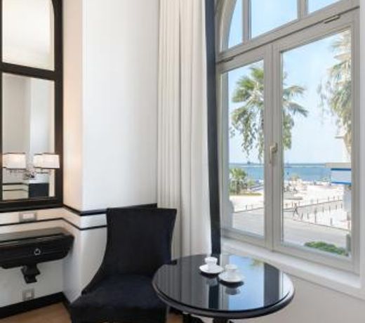 En Hotel Izmir
