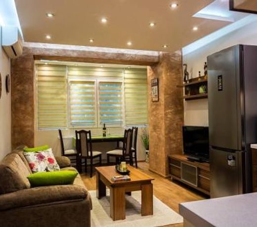 Luxury 2 bedroom,2 bathroom apart ,free parking