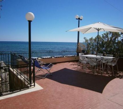 Terrazza sul mare
