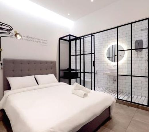 Z Hotel