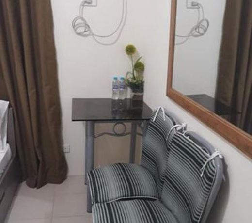 Edsa Urban Deca Tower Condo Unit with Wifi and Netflix