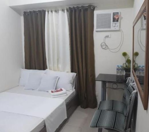 Edsa Urban Deca Tower Condo Unit with Wifi and Netflix