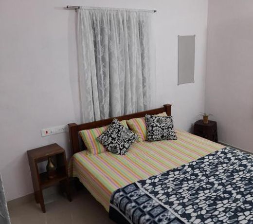 Blooms home stay