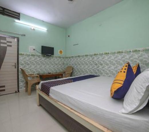 SPOT ON 46669 Hotel Ramgiri