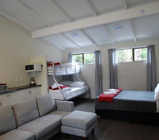 Spencer Beach Top 10 Holiday Park