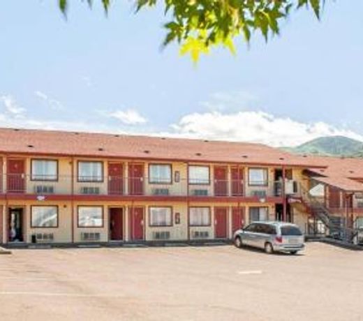 Ashland Valley Inn