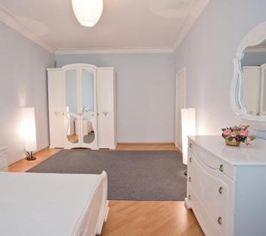 Apartment - Victory Square