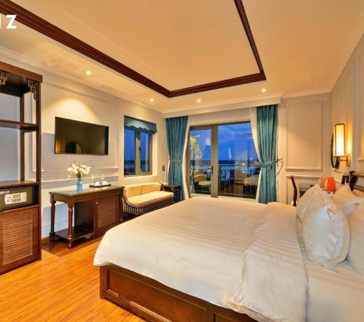 Eco Lux Riverside Hotel & Spa