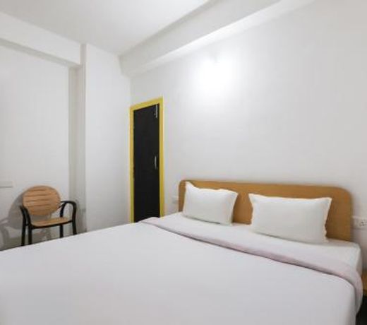 SPOT ON 36460 Gyan Regency